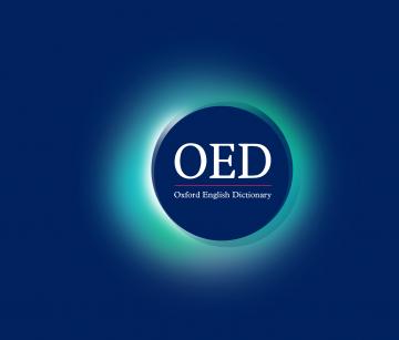 Le mot-symbole OED (Oxford English Dictionary) qui se trouve dans un cercle bleu est superposé à de plus grands cercles bleu et blanc de différentes opacités